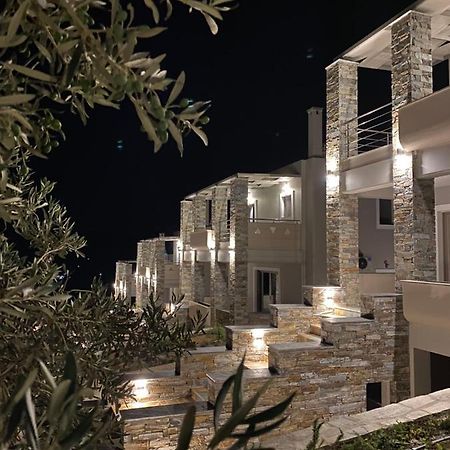 Vardians Villas & Suites 카리스토스 외부 사진